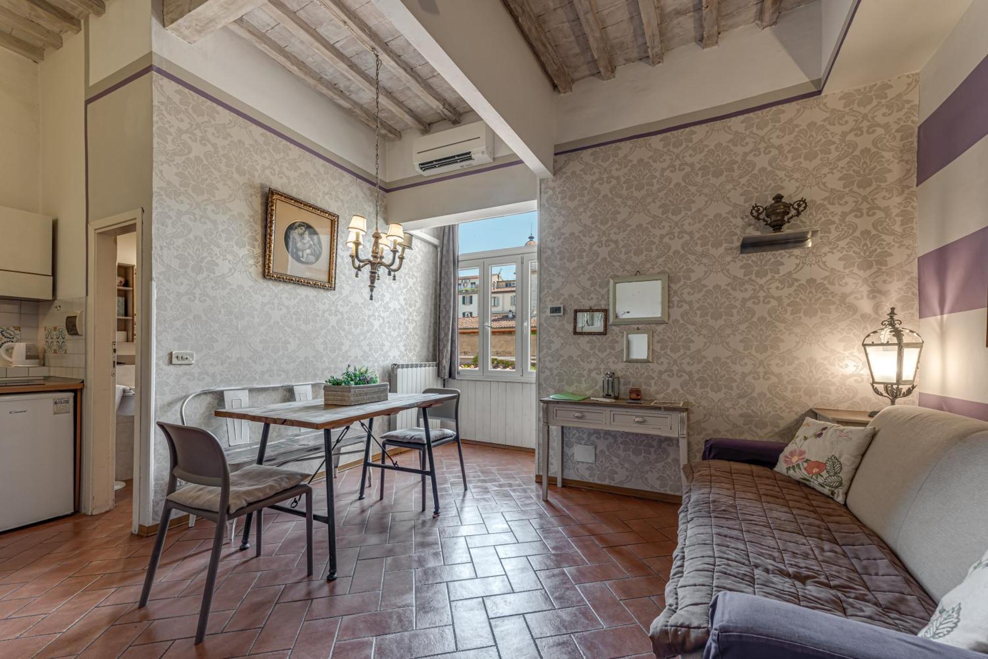 Violet Flat, San Gallo * Florencia